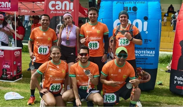 Podio de premiación de la carrera